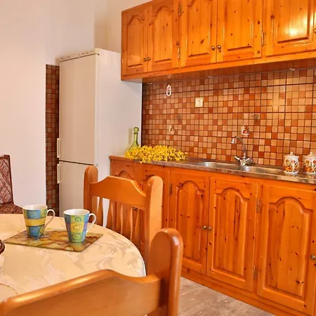 Anna Place Ferienhaus Fira (Santorini)